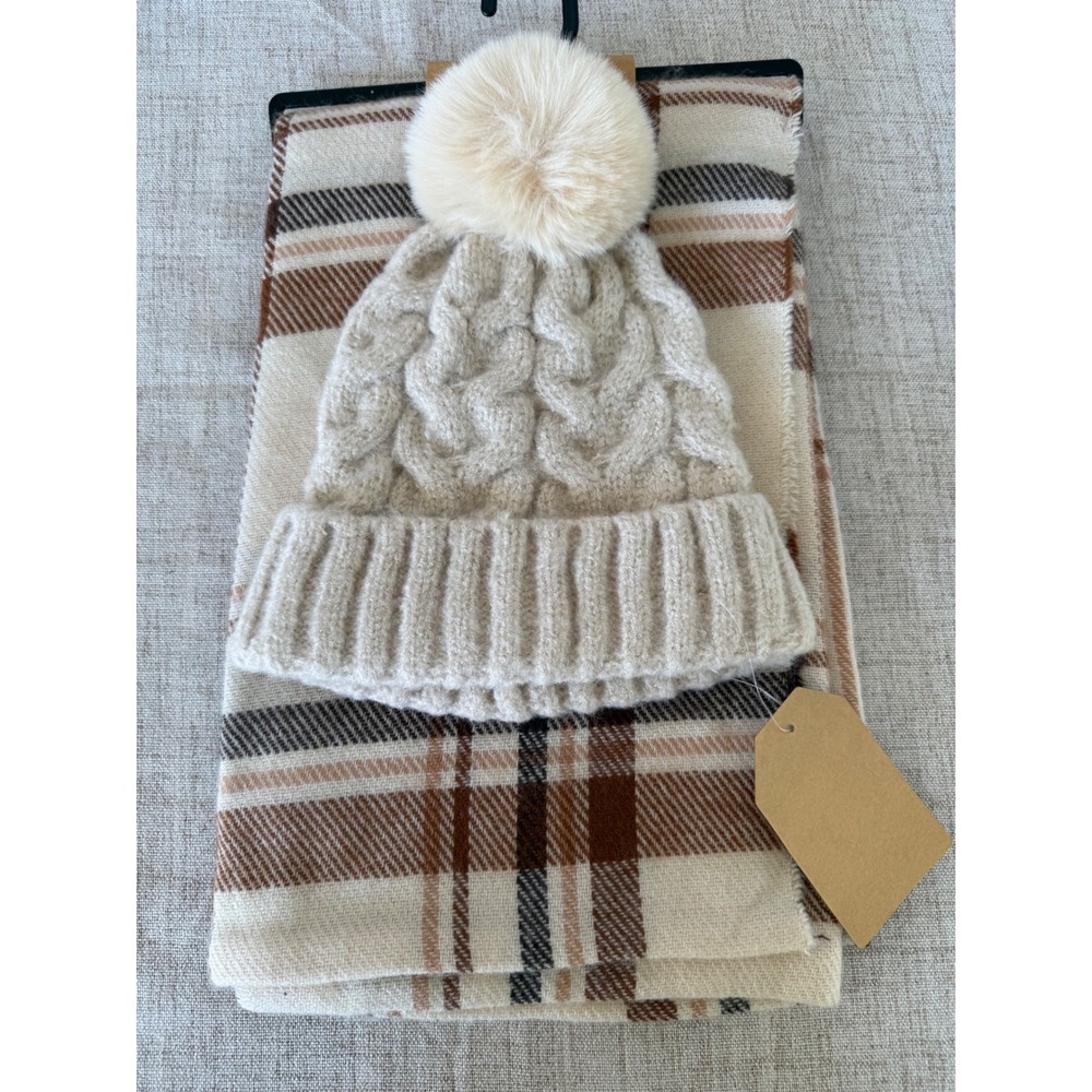 Modena Hat & Loop Scarf Set Womens OS Beige New Plaid Cable Knit Pom Beanie NWT